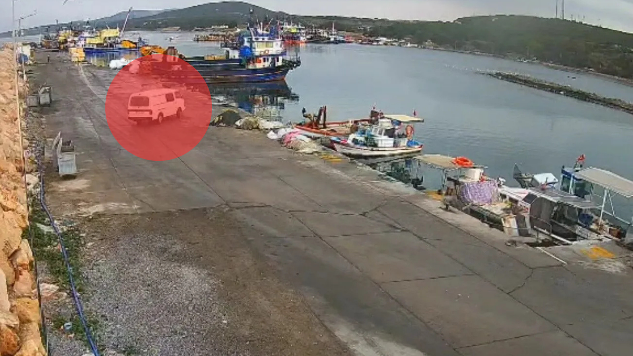 Didim'de kontrolden çıkan araç denize uçtu