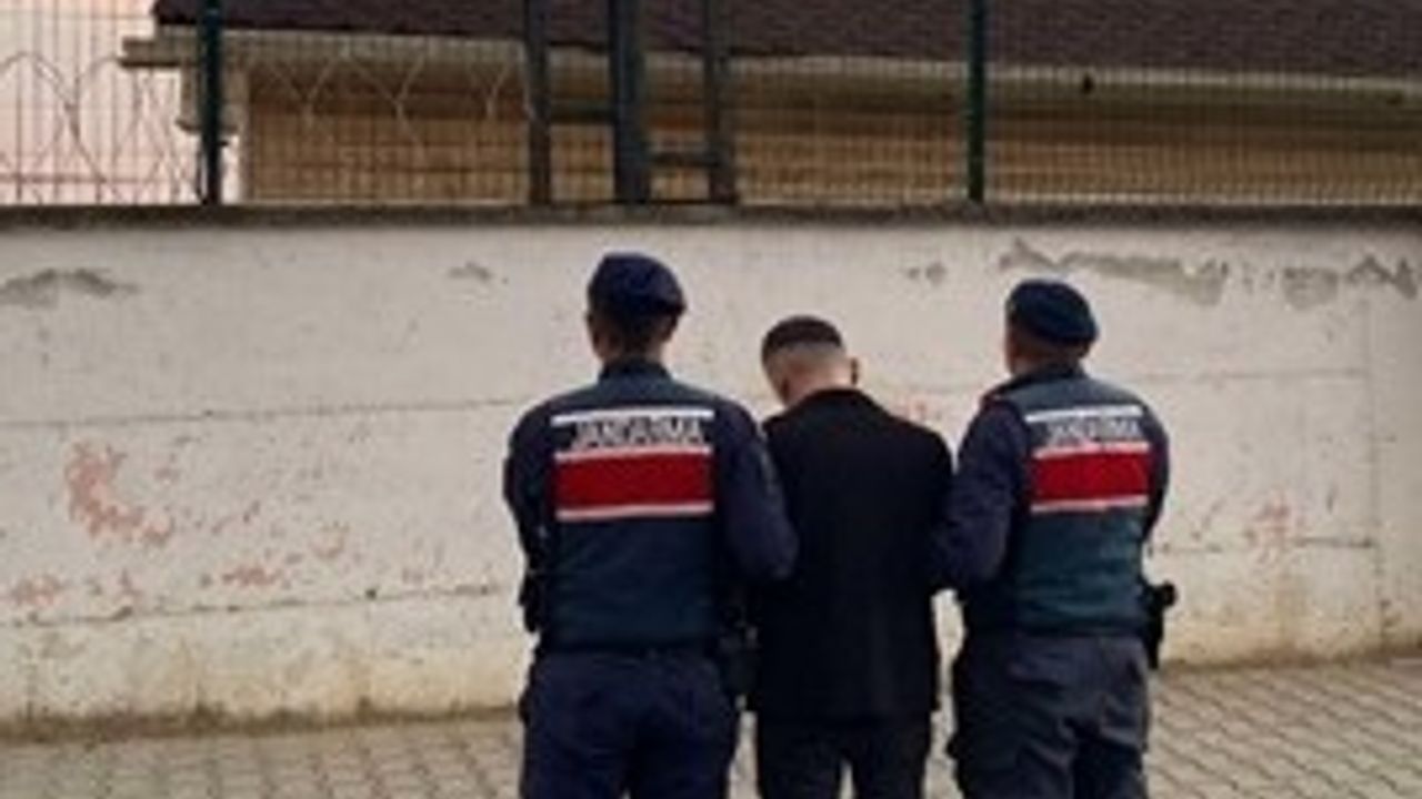 Aydın’da aranan 2 şahıs yakalandı